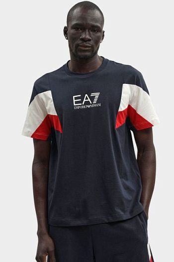 Футболка EA7