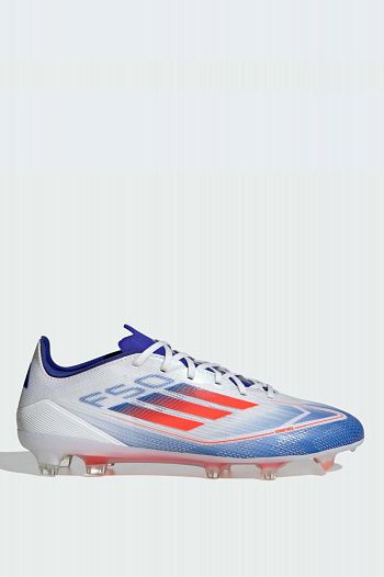 Футбольные бутсы Adidas