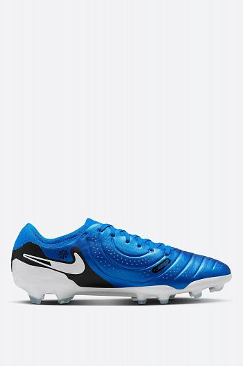 Футбольные бутсы Nike