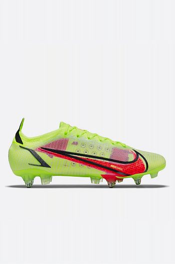 Футбольные бутсы Nike