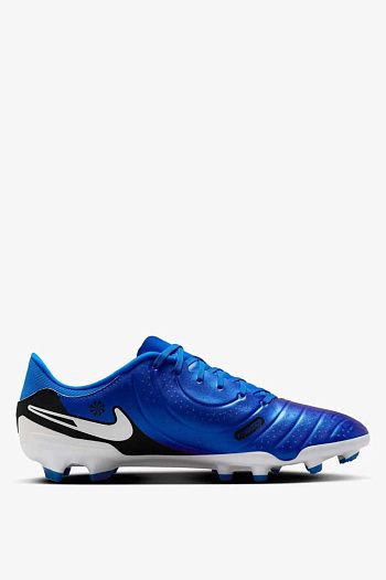 Футбольные бутсы Nike