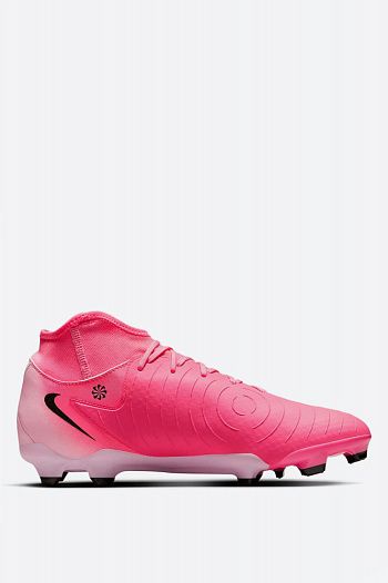 Футбольные бутсы Nike