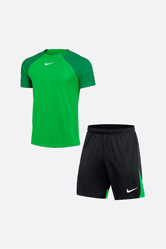 Комплект формы Nike Зеленый