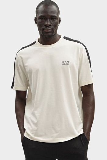 Футболка EA7