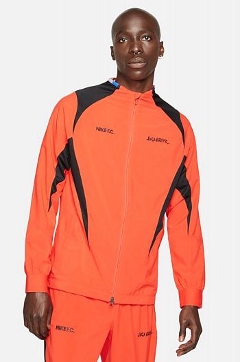 Спортивная куртка Nike