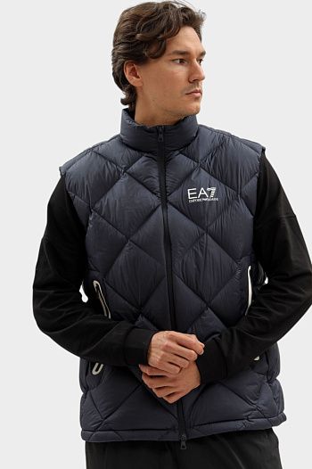 Жилет EA7