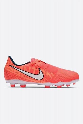 Футбольные бутсы Nike