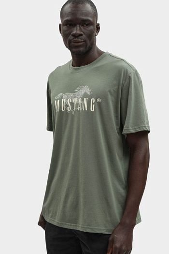 Футболка Mustang