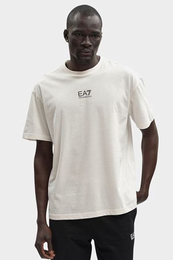 Футболка EA7