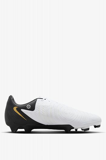 Футбольные бутсы Nike