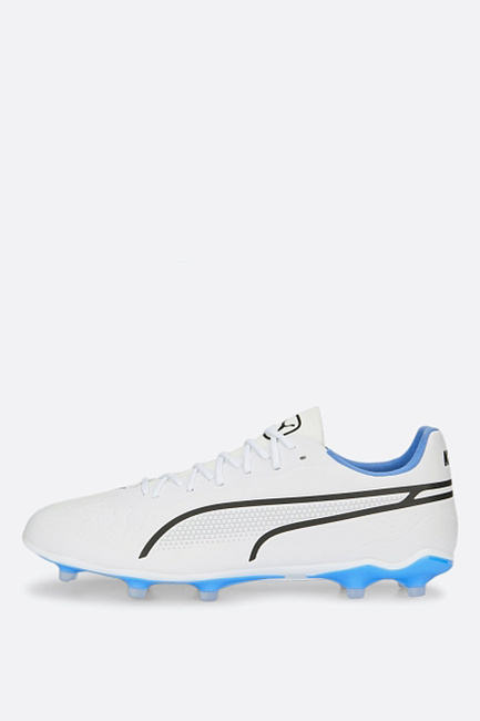 Футбольные бутсы Puma