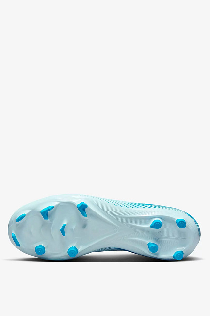 Бутсы Nike