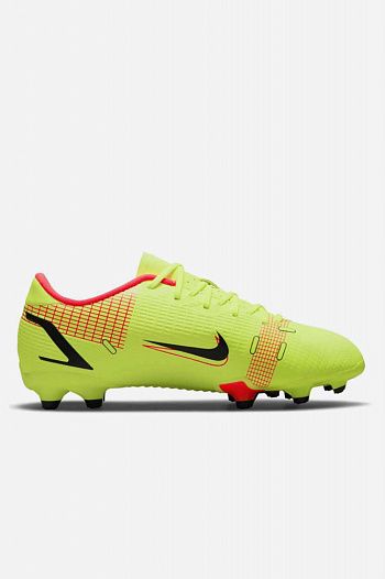 Футбольные бутсы Nike