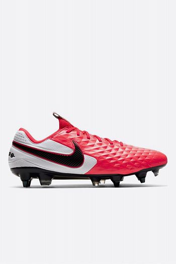 Футбольные бутсы Nike