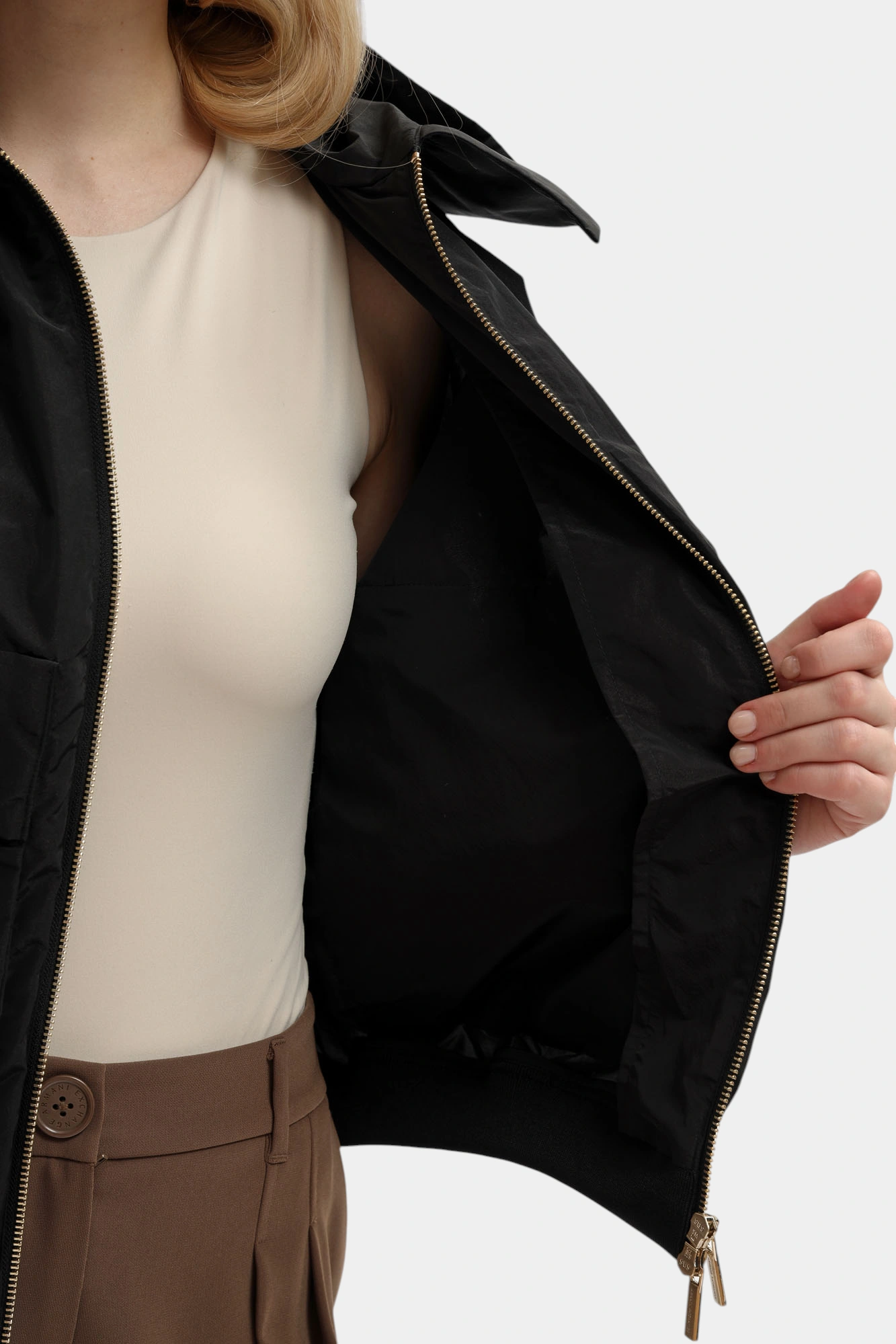 Ветровка Armani Exchange